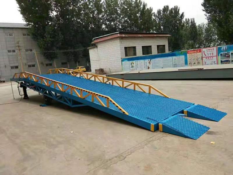 兴安汽车登车桥