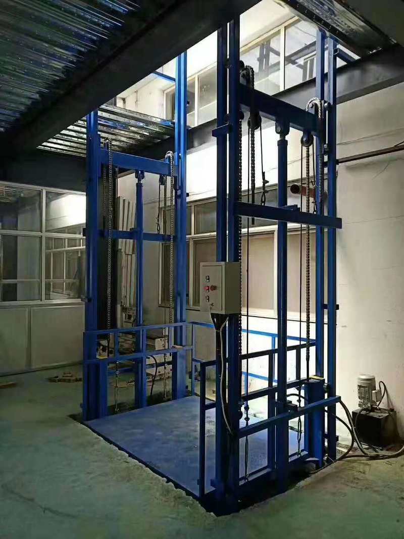 兴安小型货梯